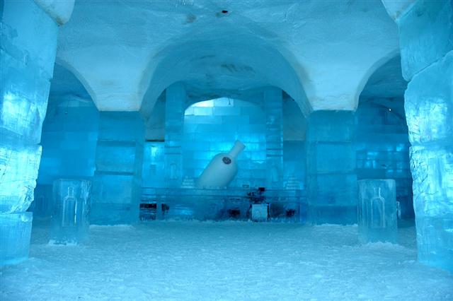 Ice hotel (12).jpg